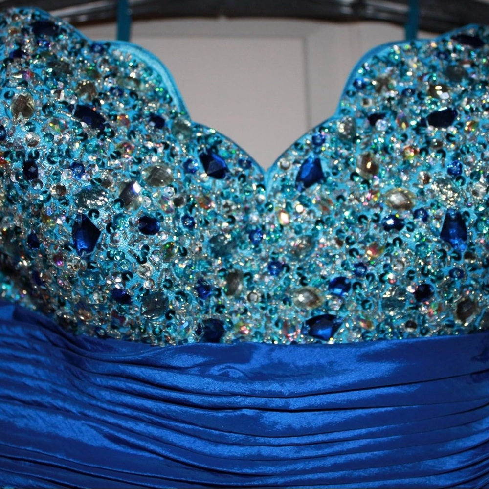 homecoming stunningly beautiful blue dress
